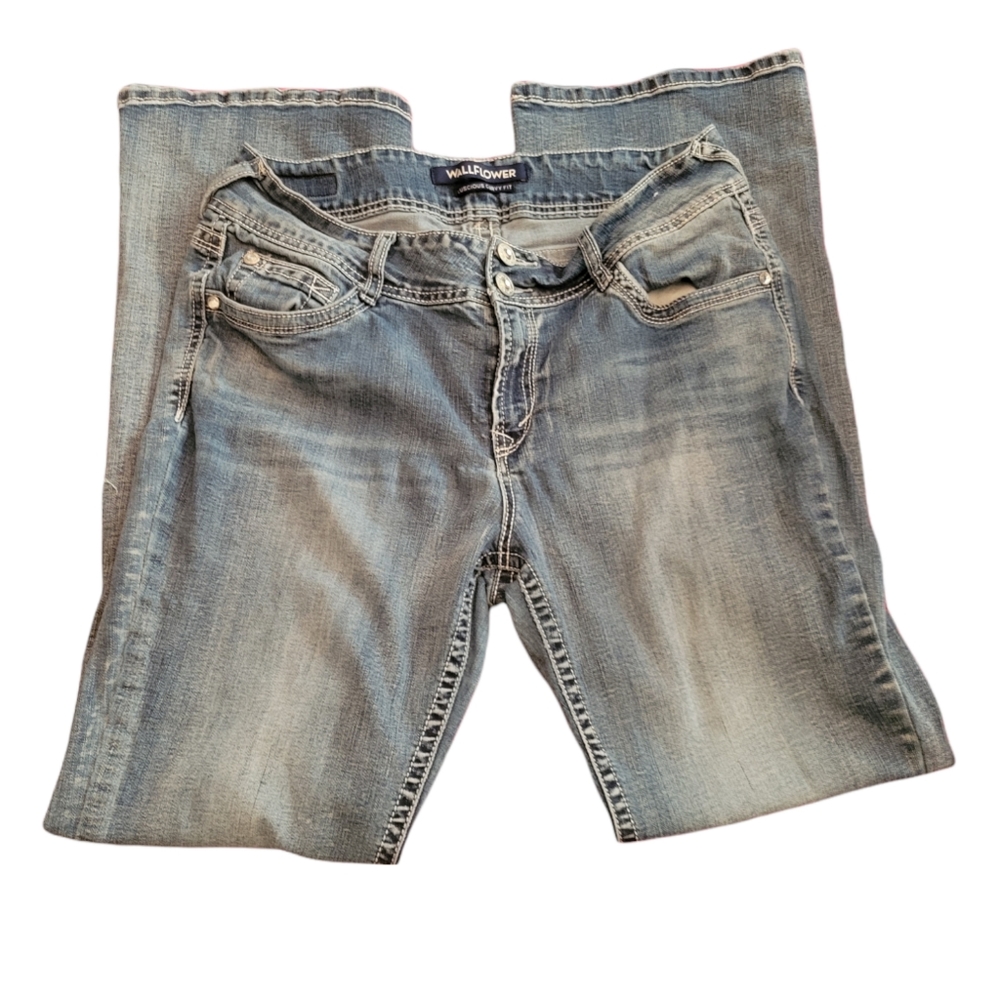 Wallflower size 13 jeans